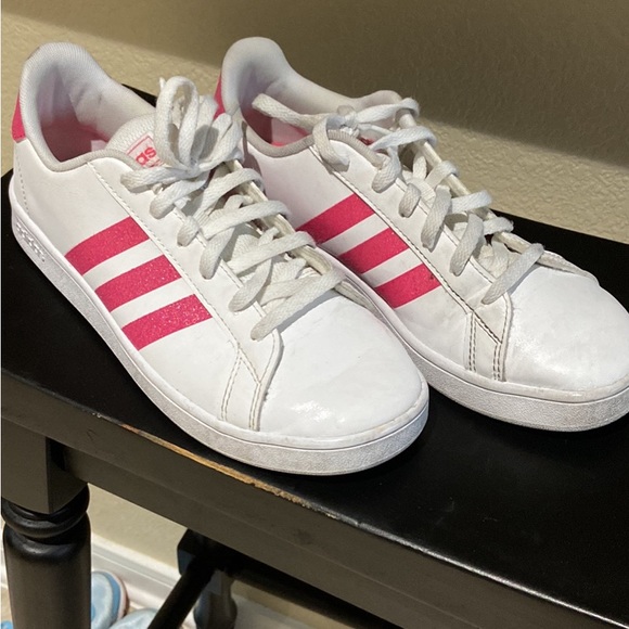 adidas Other - Adidas 5Y/6.5W